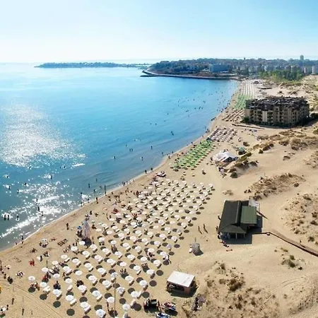 Sea Isle דירה סאני ביץ'