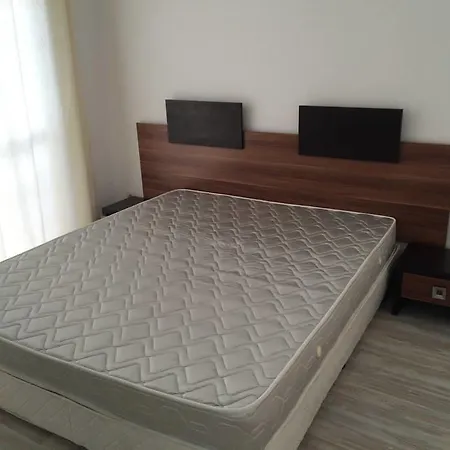 Sea Isle דירה סאני ביץ'
